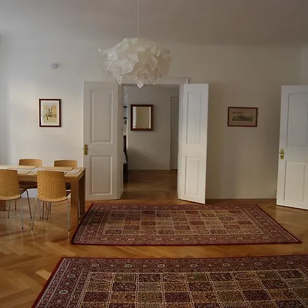 Trziste Appartement